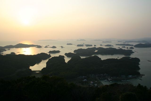 タイトル　夕日の九十九島