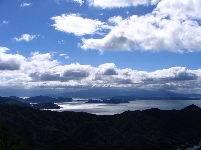 タイトル　大三島鷲が頭山からの景色（愛媛県今治市）