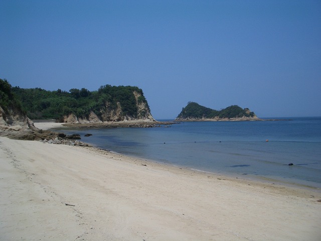 タイトル　野忽那島の砂浜（愛媛県松山市）