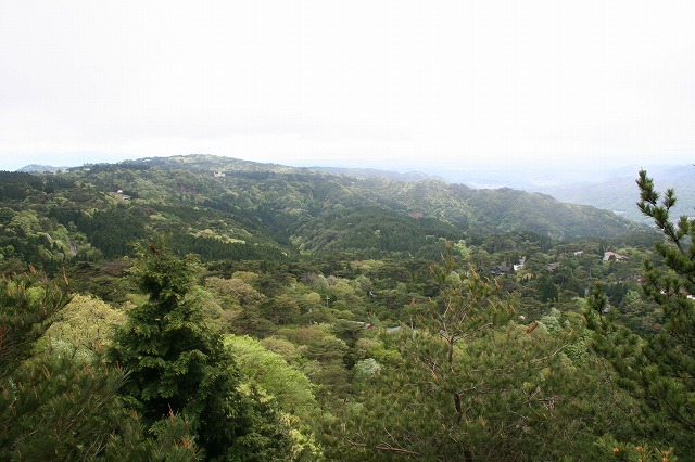 タイトル　六甲山系（雲ヶ岩より）