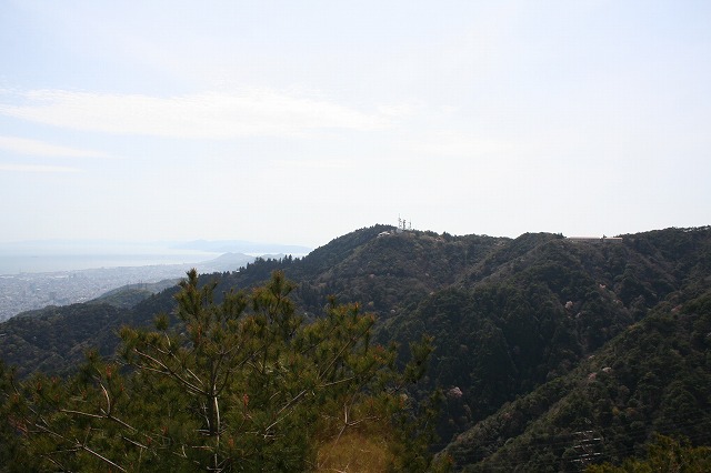 タイトル　六甲山系（長峰山より）