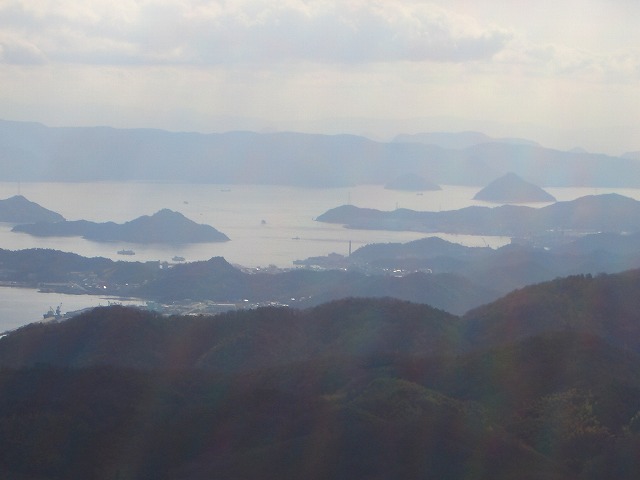 タイトル　金甲山から望む直島諸島