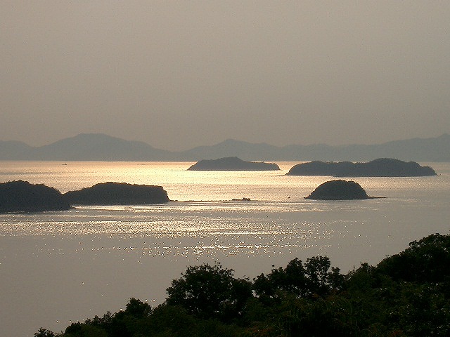 タイトル　鷲羽山から望む備讃瀬戸の夕景