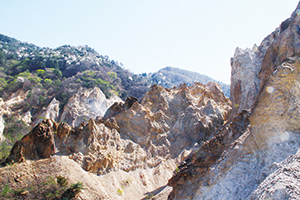 photo of Badlands of the Horai Vally (Nishinomiya City, Hyogo Prefecture)