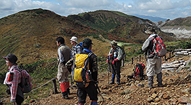 Mt. Yakeyama Traverse Trekking Course