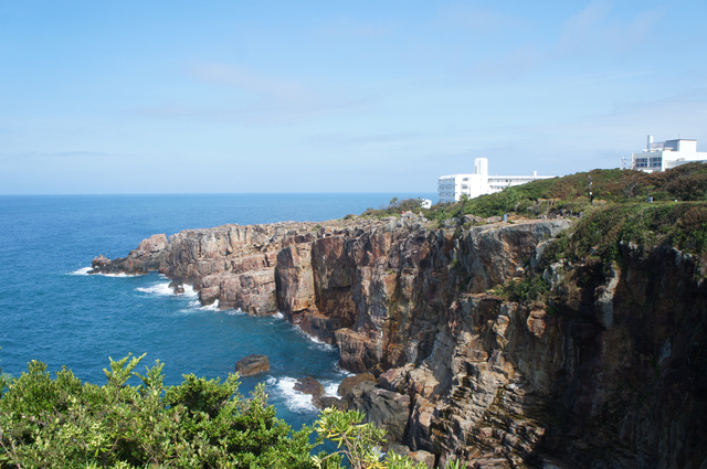 photo of Sandanbeki Cliff