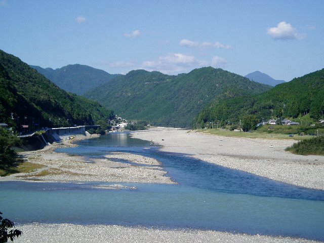 タイトル　熊野川と北山川の合流