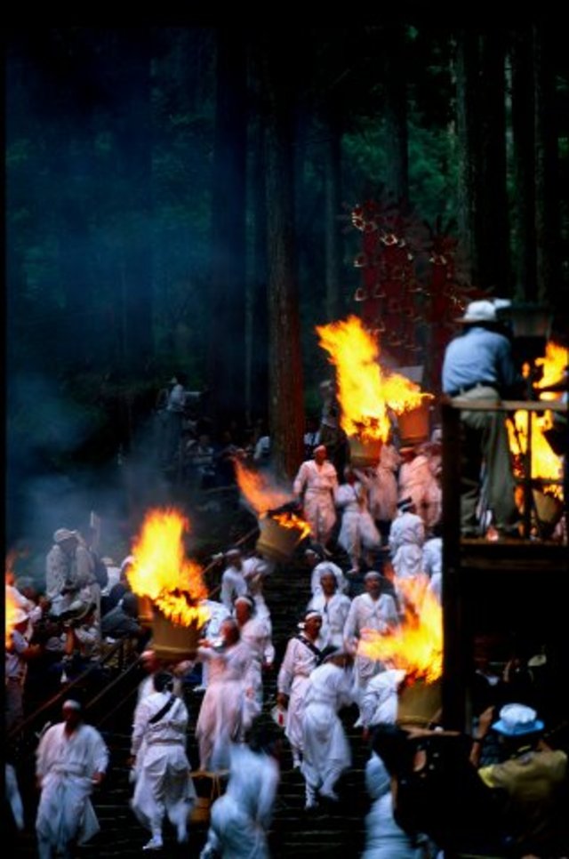 タイトル　那智の火祭