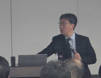 小山 暢朗氏