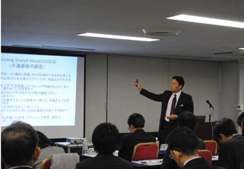 伊藤 友則氏