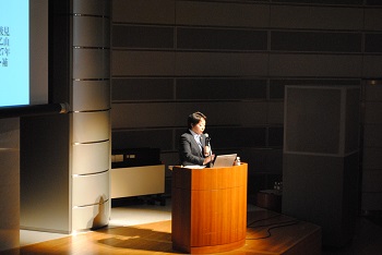 香川 美里 氏