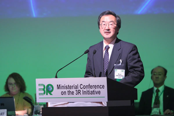 写真：会合の様子15