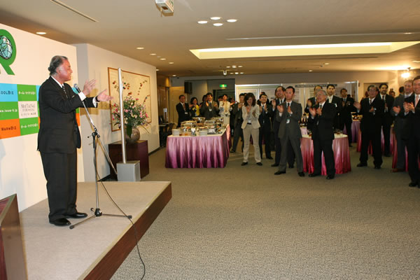 写真：会合の様子
