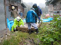 新潟中越大震災における浄化槽実態調査の模様